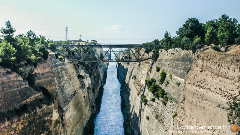 Partir en Grèce - Canal de Corinthe - Latinexperience voyages