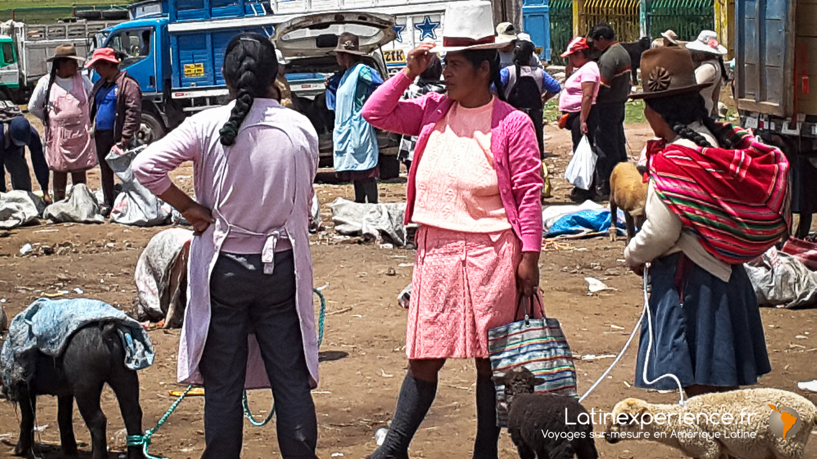 Pérou - Train - Marché sur la route de Ayacucho - Latinexperience voyages